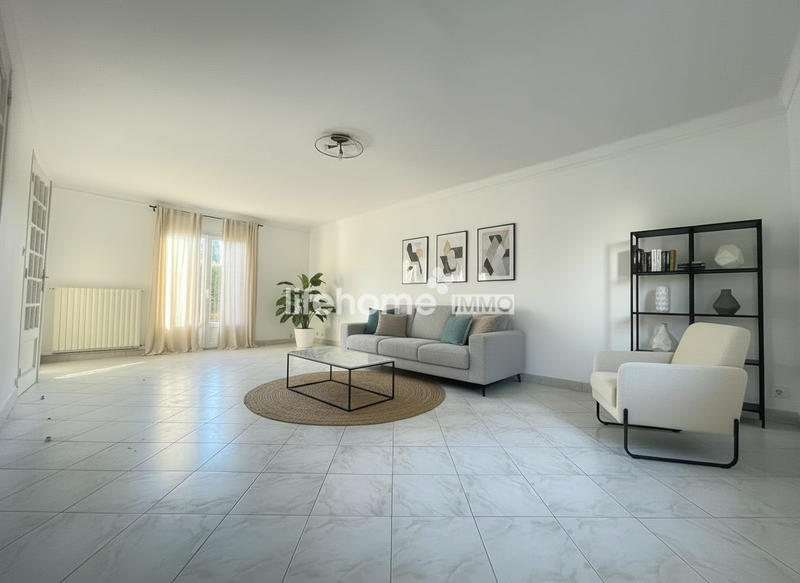 Maison traditionnelle - 108 m² - 4 pièces