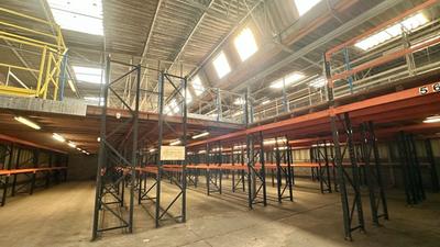 Local d'activités - 726 m²