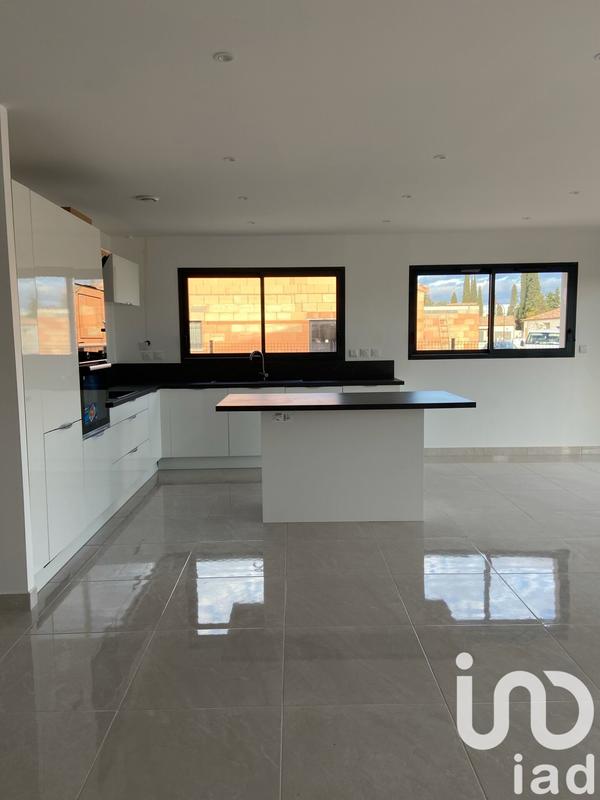 Maison - 121 m² - 4 pièces