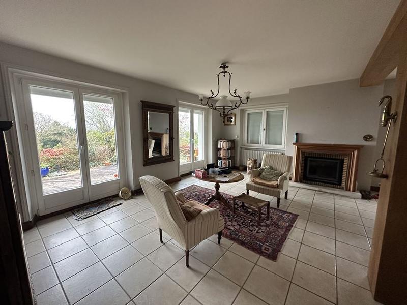 Propriété - 170 m² - 5 pièces