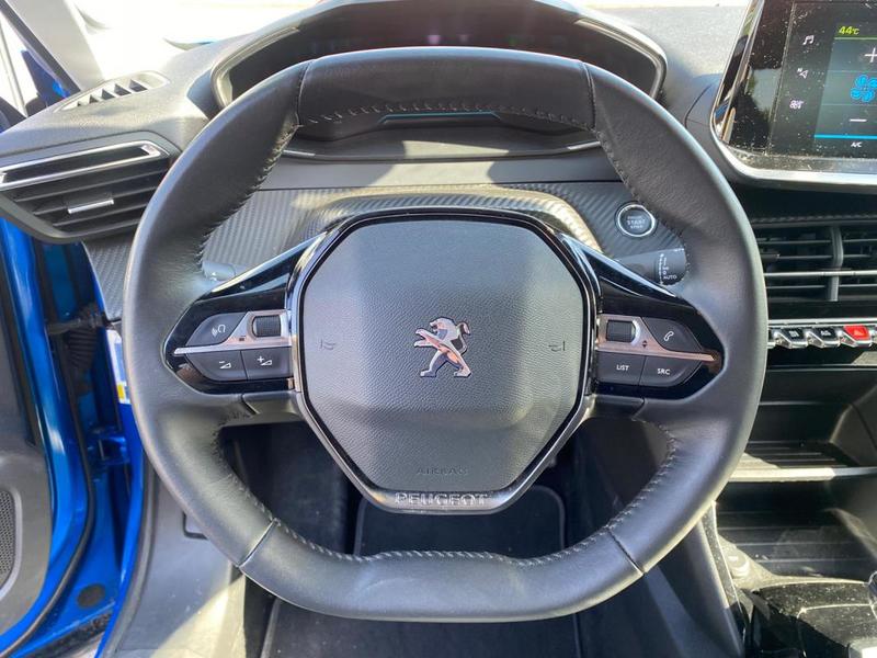 Peugeot 2008 E Allure 136cv clim Gps caméra CarPlay
