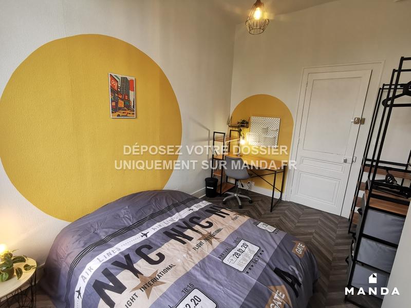 Chambre - 11 m² - 5 pièces
