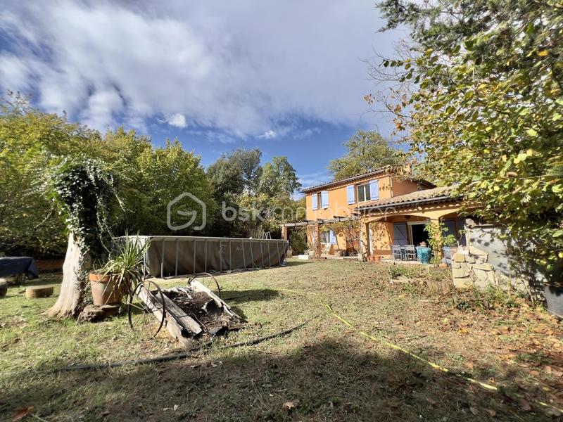 Maison traditionnelle - 126 m² - 5 pièces