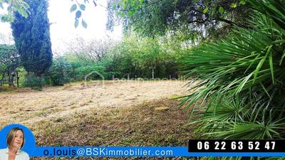 Terrain constructible - 550 m²