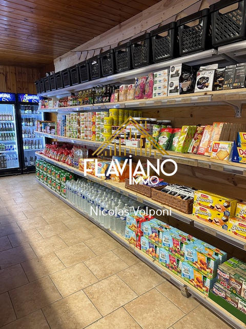 Fonds de commerce - Magasins - 136 m²