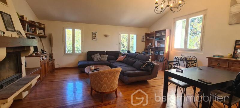 Propriété - 110 m² - 5 pièces