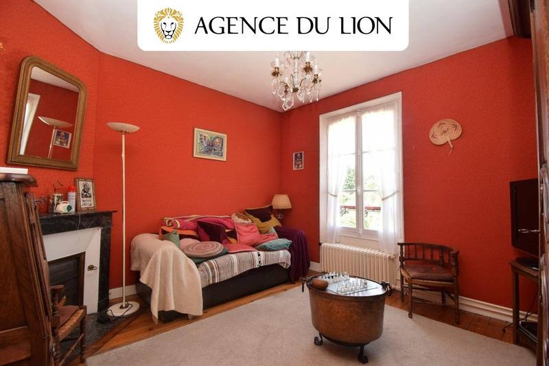 Maison bourgeoise - 180 m² - 8 pièces