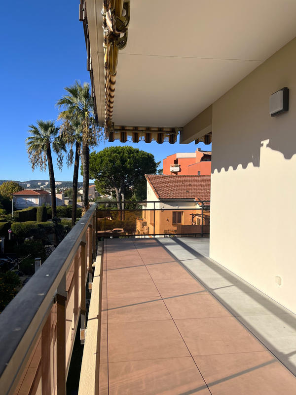 Appartement - 133 m² - 4 pièces