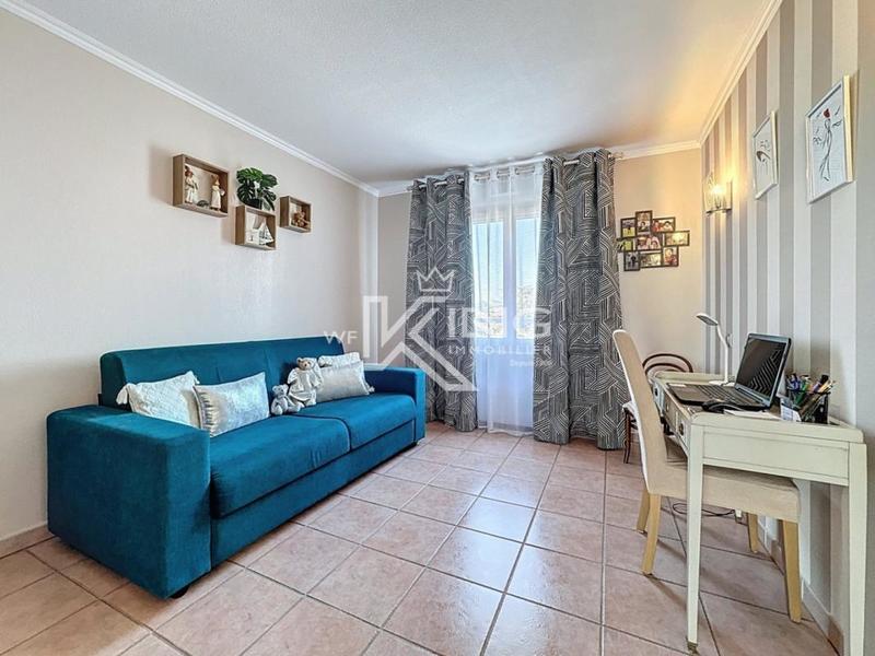 Appartement - 97 m² - 4 pièces