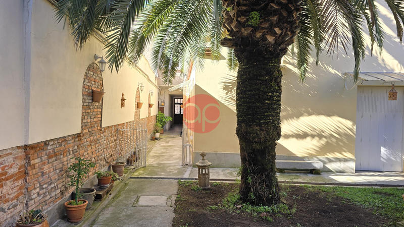 Maison - 112 m² - 6 pièces