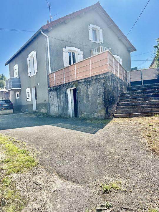 Maison traditionnelle - 80 m² - 3 pièces