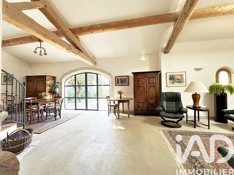 Maison - 185 m² - 6 pièces