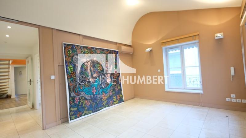 Appartement - 120 m² - 5 pièces