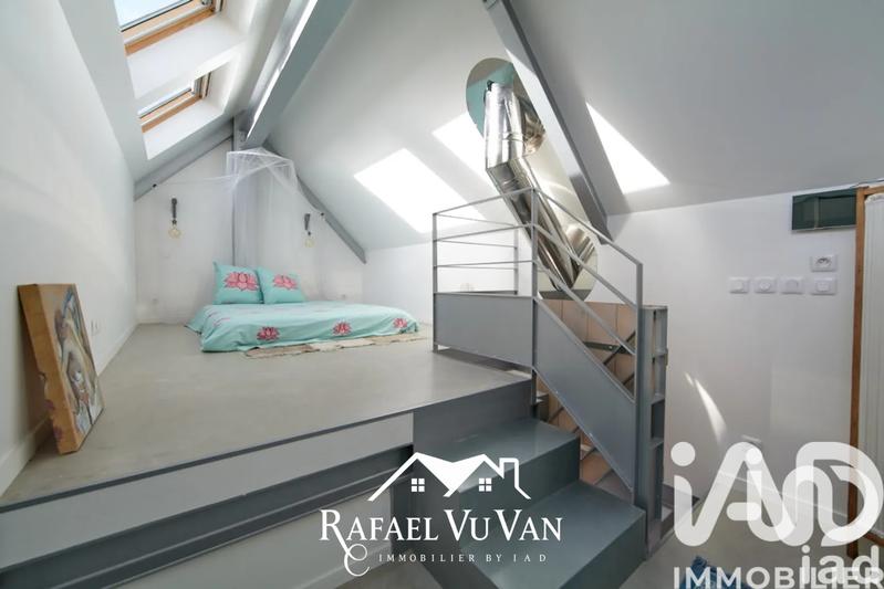 Maison - 215 m² - 7 pièces