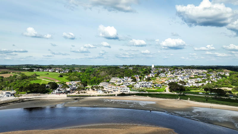 Villa - 263 m² - 7 pièces