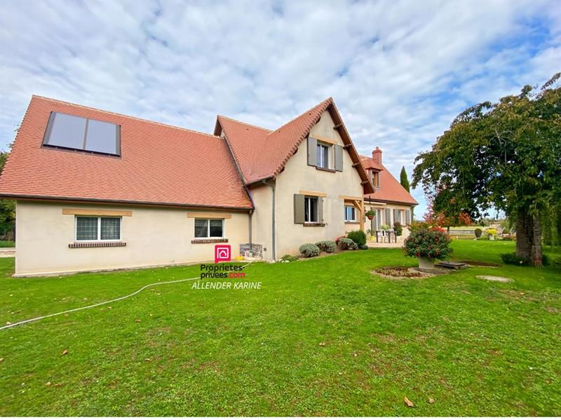 Maison - 170 m² - 5 pièces