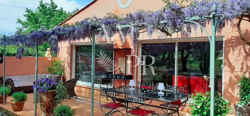 Maison - 120 m² - 7 pièces