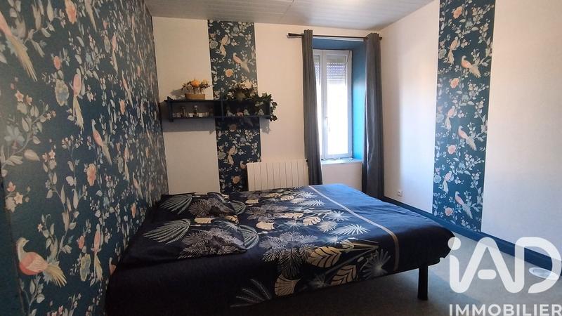 Maison - 256 m² - 9 pièces