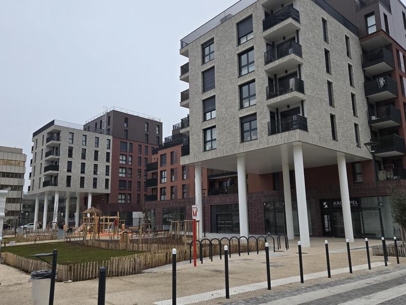 Appartement - 99 m² - 4 pièces