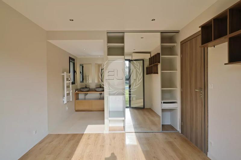 Villa - 104 m² - 4 pièces