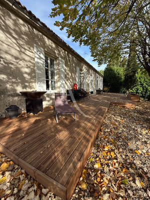 Demeure - 270 m² - 8 pièces