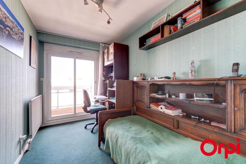 Appartement - 170 m² - 6 pièces