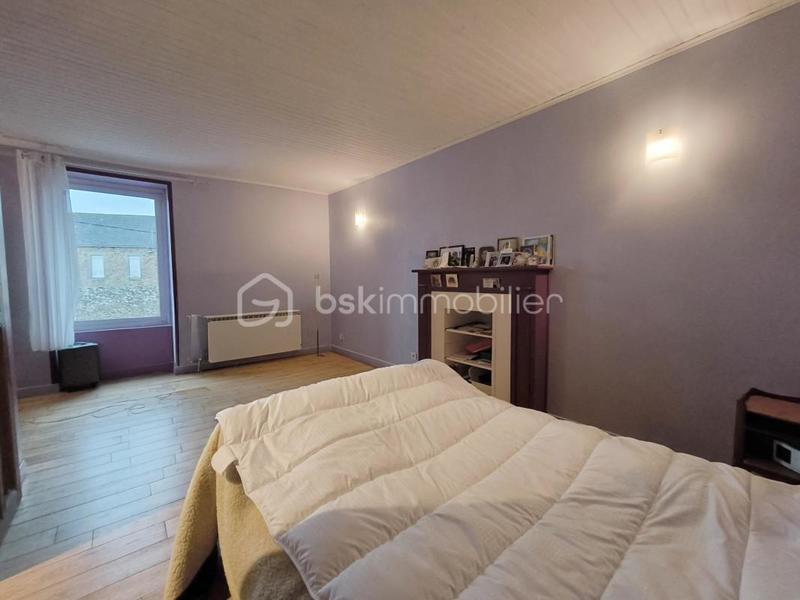 Maison - 140 m² - 4 pièces