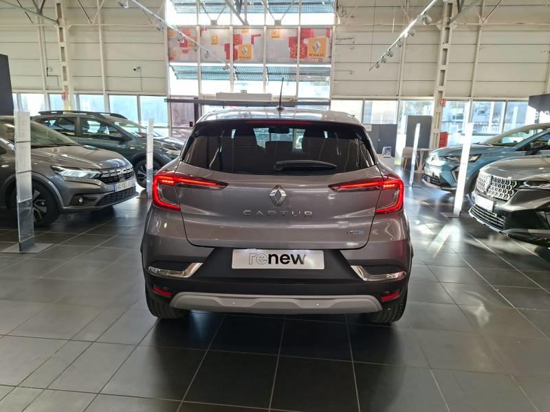 Renault Captur E-Tech Plug-in 160 Intens