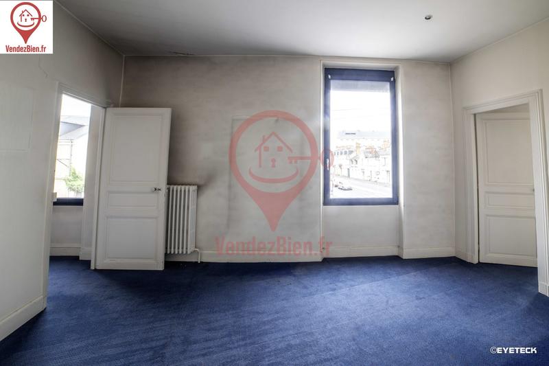 Bureau - 108 m² - 5 pièces