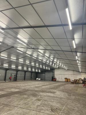 Entrepôt - 2 850 m²