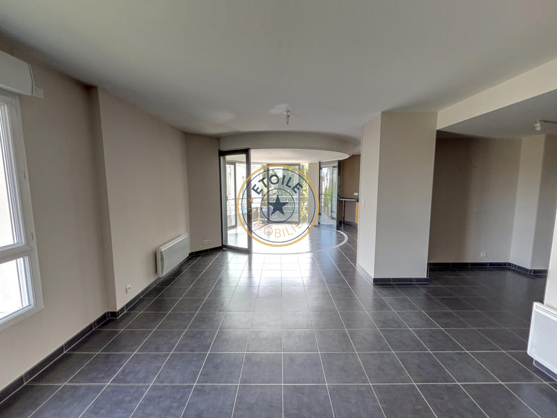 Appartement - 91 m² - 3 pièces