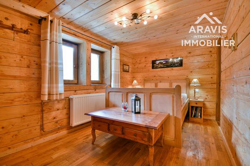 Châlet - 205 m² - 5 pièces