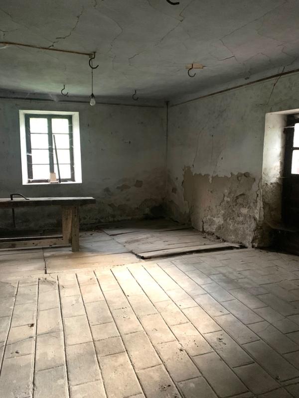 Maison - 150 m² - 2 pièces