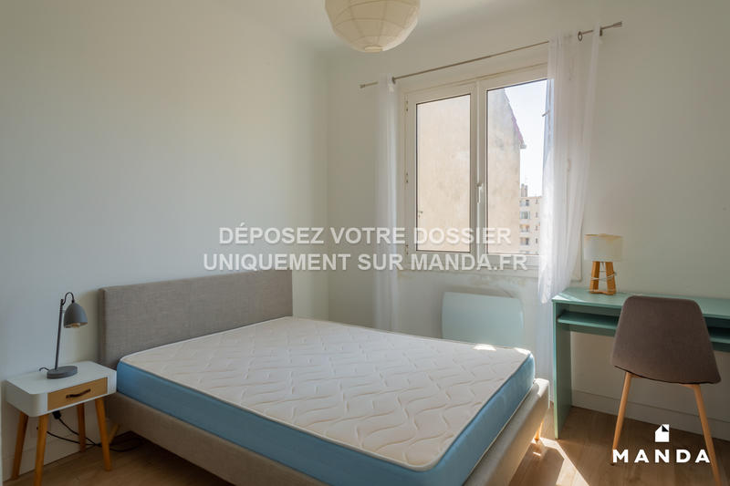 Chambre - 11 m² - 4 pièces