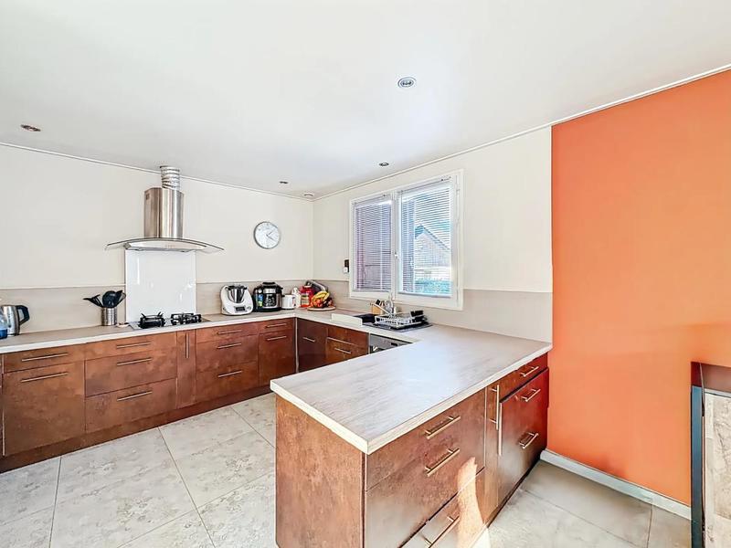 Maison - 130 m² - 6 pièces