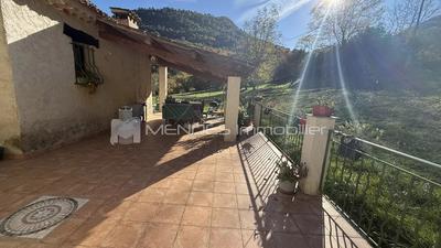 Maison - 151 m² - 4 pièces