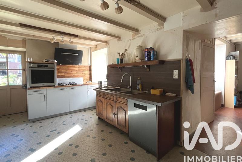 Maison - 203 m² - 7 pièces