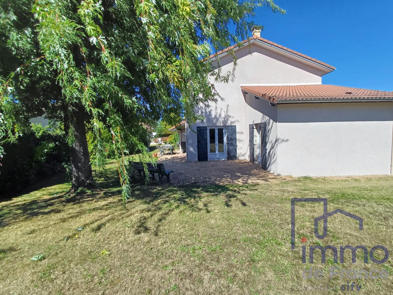 Villa - 121 m² - 6 pièces