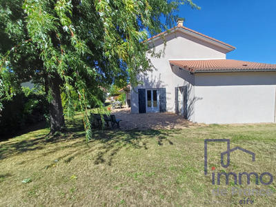 Villa - 121 m² - 6 pièces