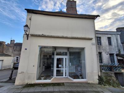 Immeuble - 150 m² - 3 pièces