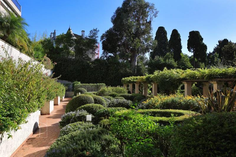 Appartement - 162 m² - 4 pièces