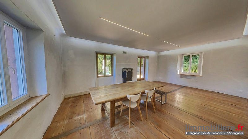 Maison ancienne - 250 m² - 8 pièces