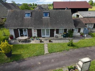 Maison - 90 m² - 3 pièces