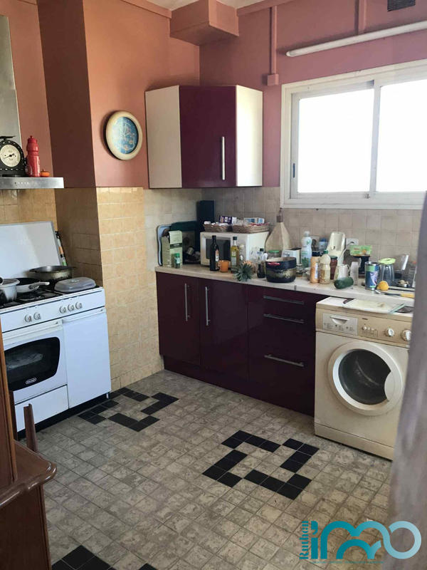 Maison - 200 m² - 8 pièces