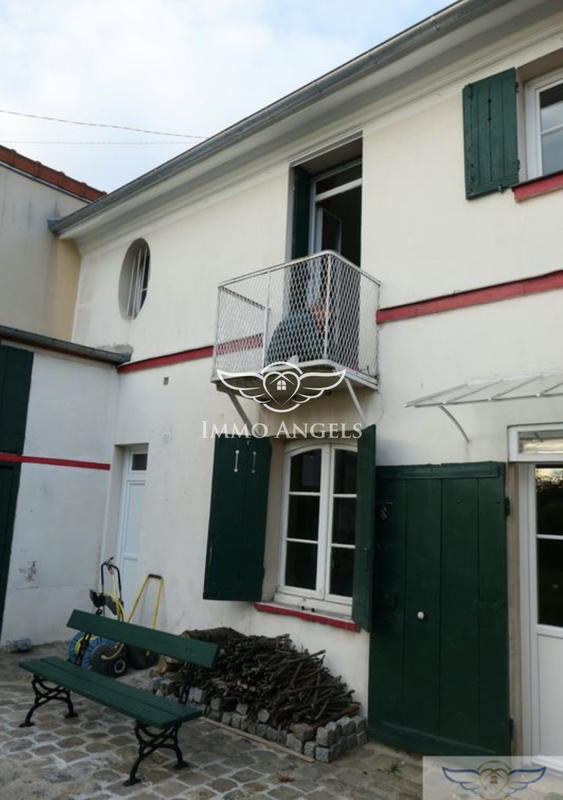 Maison traditionnelle - 175 m² - 6 pièces