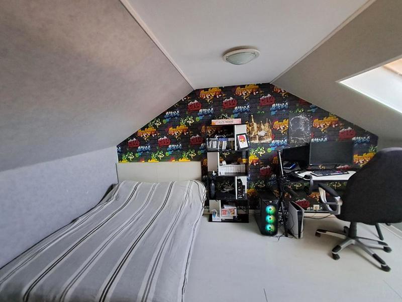 Maison - 100 m² - 6 pièces