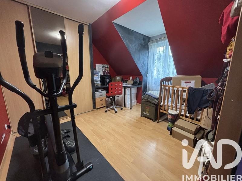 Maison - 180 m² - 8 pièces