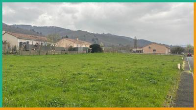 Terrain constructible - 870 m²