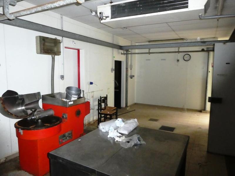 Local d'activité / Entrepôt - 200 m²