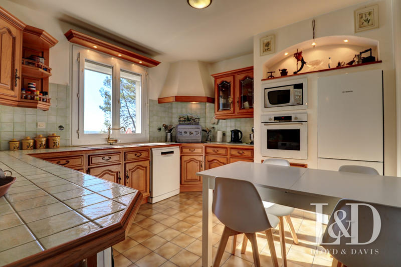 Maison - 103 m² - 5 pièces